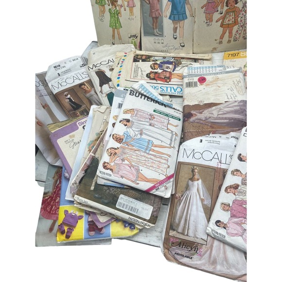 Vintage Mixed Lot Simplicity McCalls Ragedy Ann Misc Kids Wedding Used Patterns - Picture 13 of 16